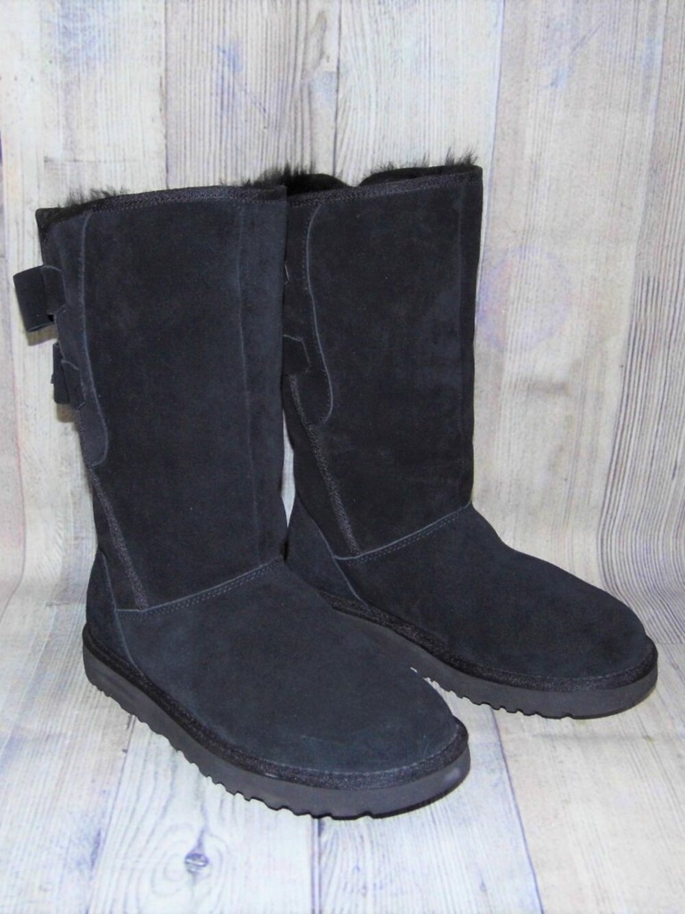 UGG Allegra Bow II Black Suede/Sheepskin Boots Womens Size 8